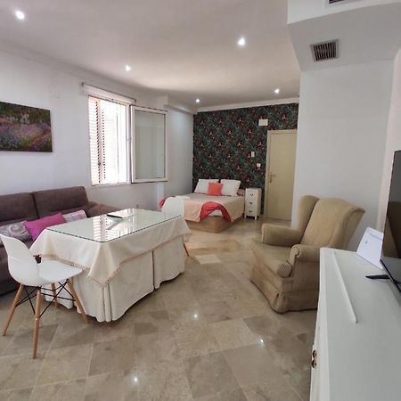 Apartamento Granada - Serralloアパートメント エクステリア 写真