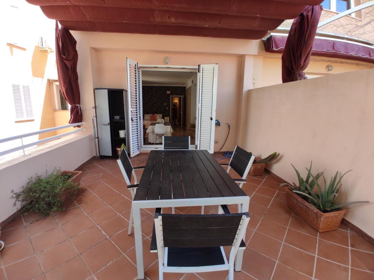 Apartamento Granada - Serralloアパートメント エクステリア 写真