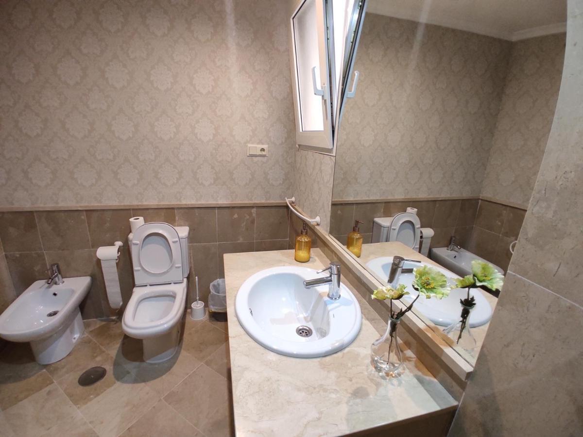 Apartamento Granada - Serralloアパートメント エクステリア 写真